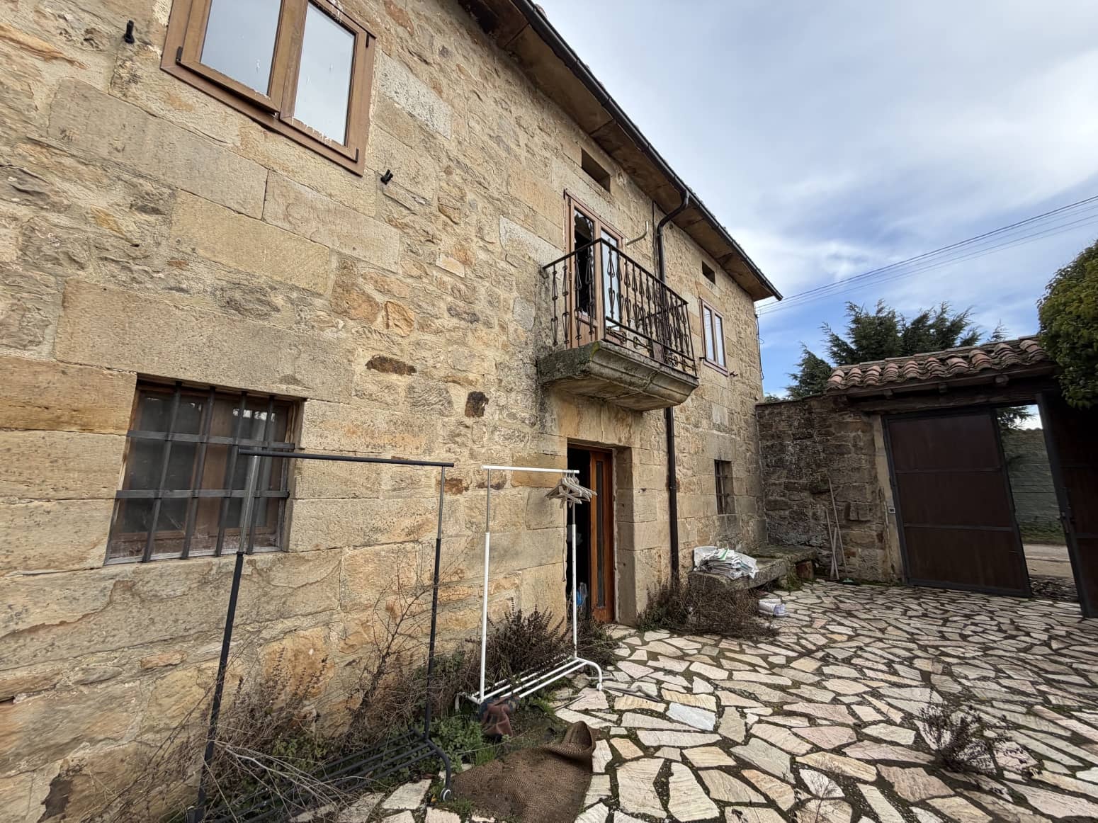 8 soveværelse Villa til salg i Aguilar de Campoo med garage - € 220.000 (Ref: 8552558)