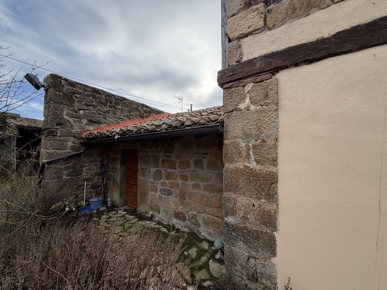 8 soveværelse Villa til salg i Aguilar de Campoo med garage - € 220.000 (Ref: 8552558)