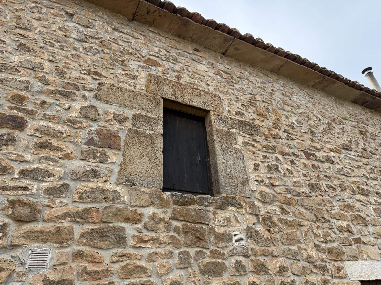 8 soveværelse Villa til salg i Aguilar de Campoo med garage - € 220.000 (Ref: 8552558)