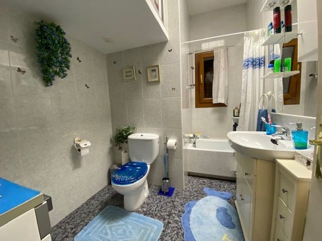 2 soveværelse Villa til salg i Herrera de Pisuerga med garage - € 99.000 (Ref: 8573912)