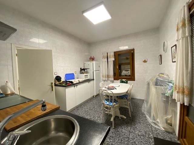 2 soveværelse Villa til salg i Herrera de Pisuerga med garage - € 99.000 (Ref: 8573912)