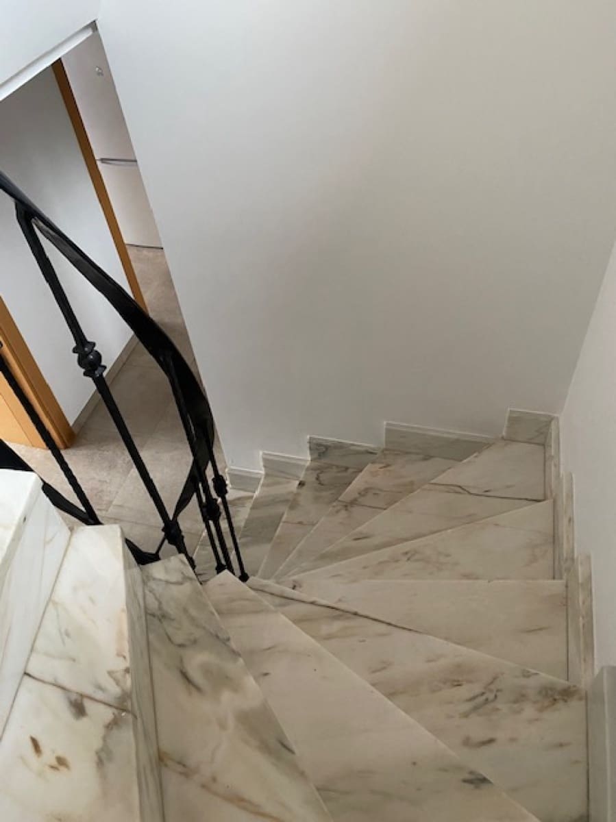 4 bedroom Villa for sale in Campoo de Yuso - € 250,000 (Ref: 8591628)