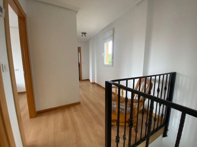 4 soveværelse Villa til salg i Campoo de Yuso - € 250.000 (Ref: 8591628)