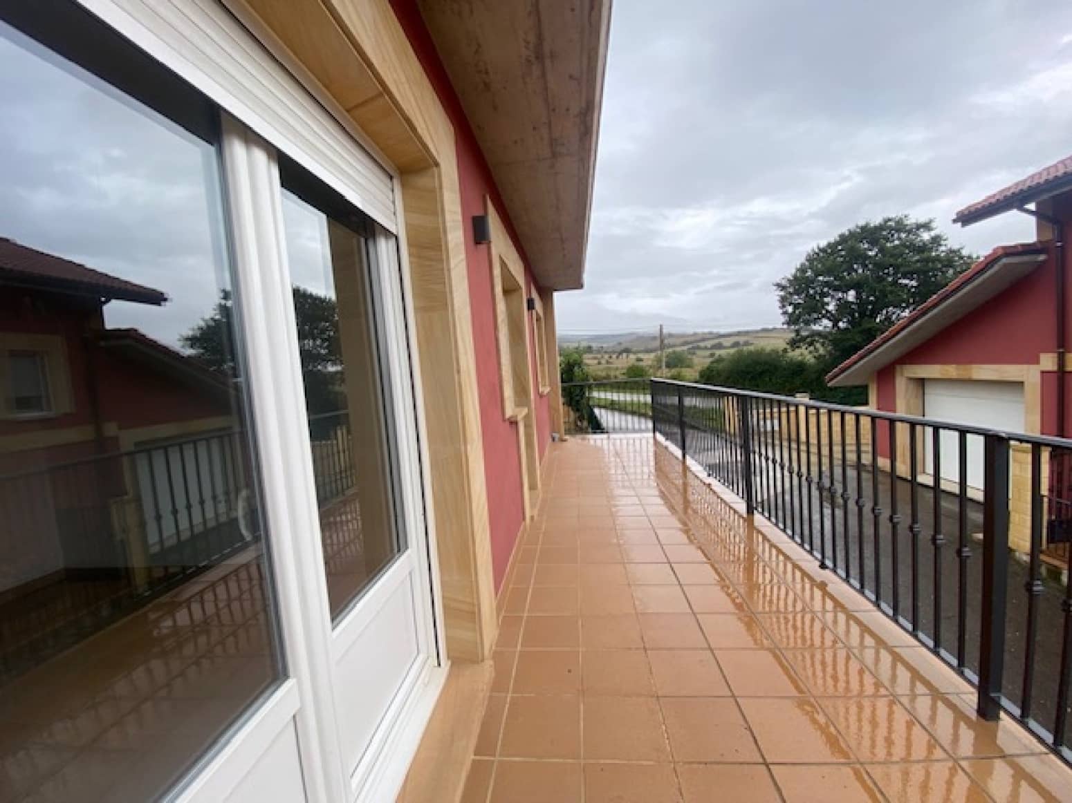 4 bedroom Villa for sale in Campoo de Yuso - € 250,000 (Ref: 8591628)