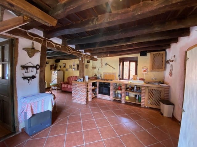 4 soveværelse Villa til salg i Castrejón de la Peña - € 75.000 (Ref: 8592237)