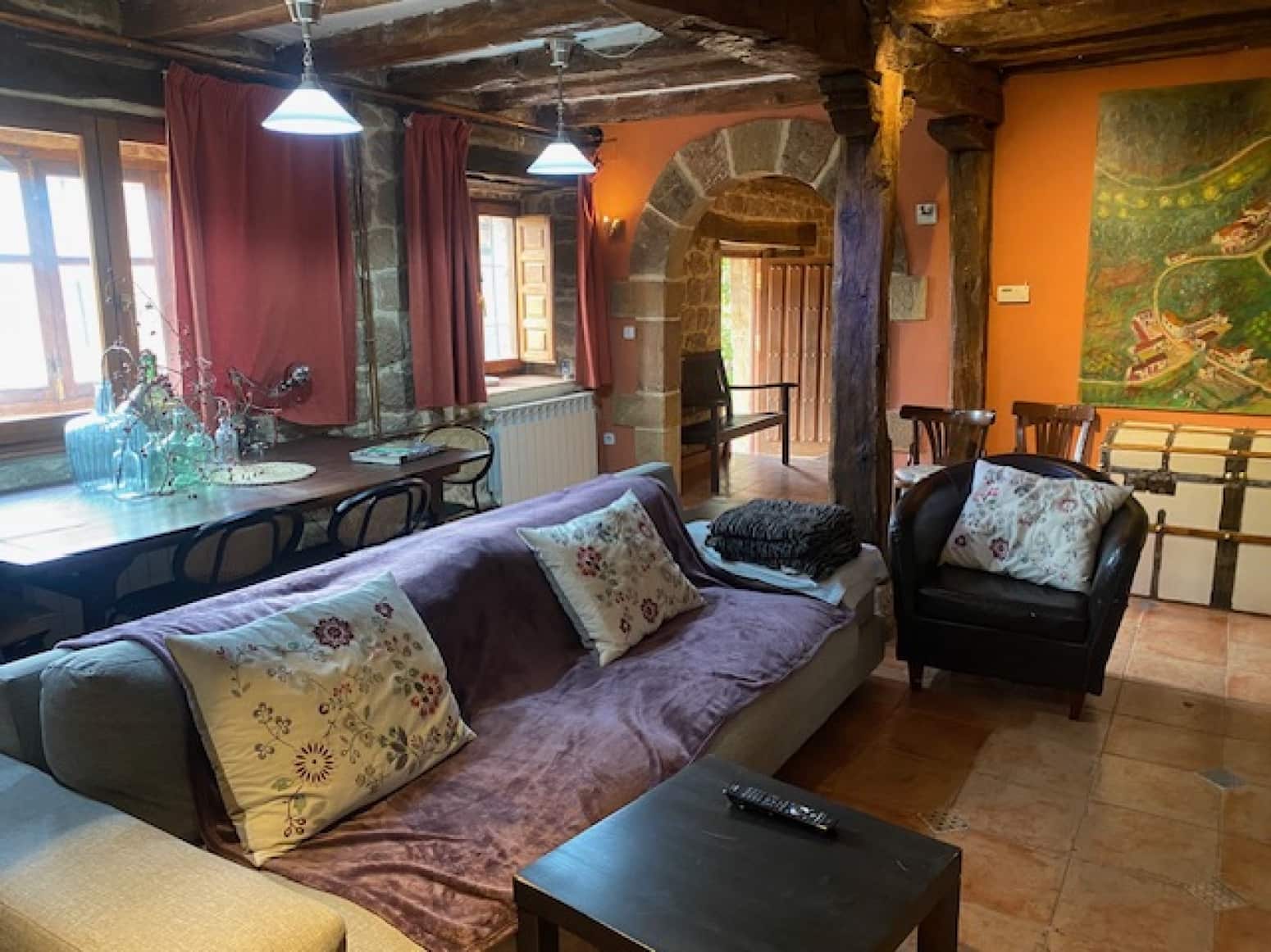 5 soveværelse Villa til salg i Aguilar de Campoo - € 340.000 (Ref: 8696453)