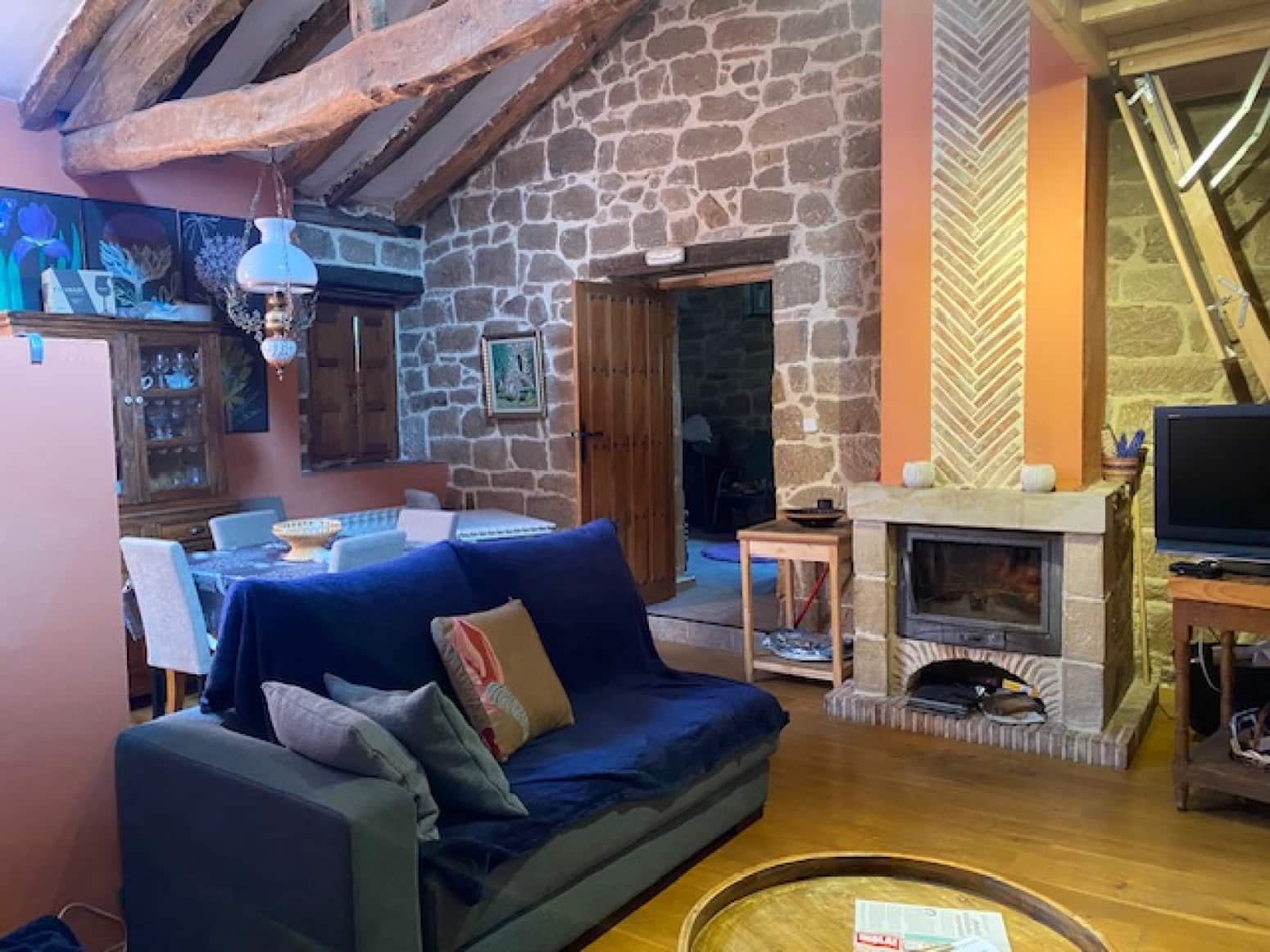 5 soveværelse Villa til salg i Aguilar de Campoo - € 340.000 (Ref: 8696453)