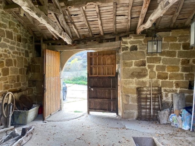 5 soveværelse Villa til salg i Aguilar de Campoo - € 340.000 (Ref: 8696453)