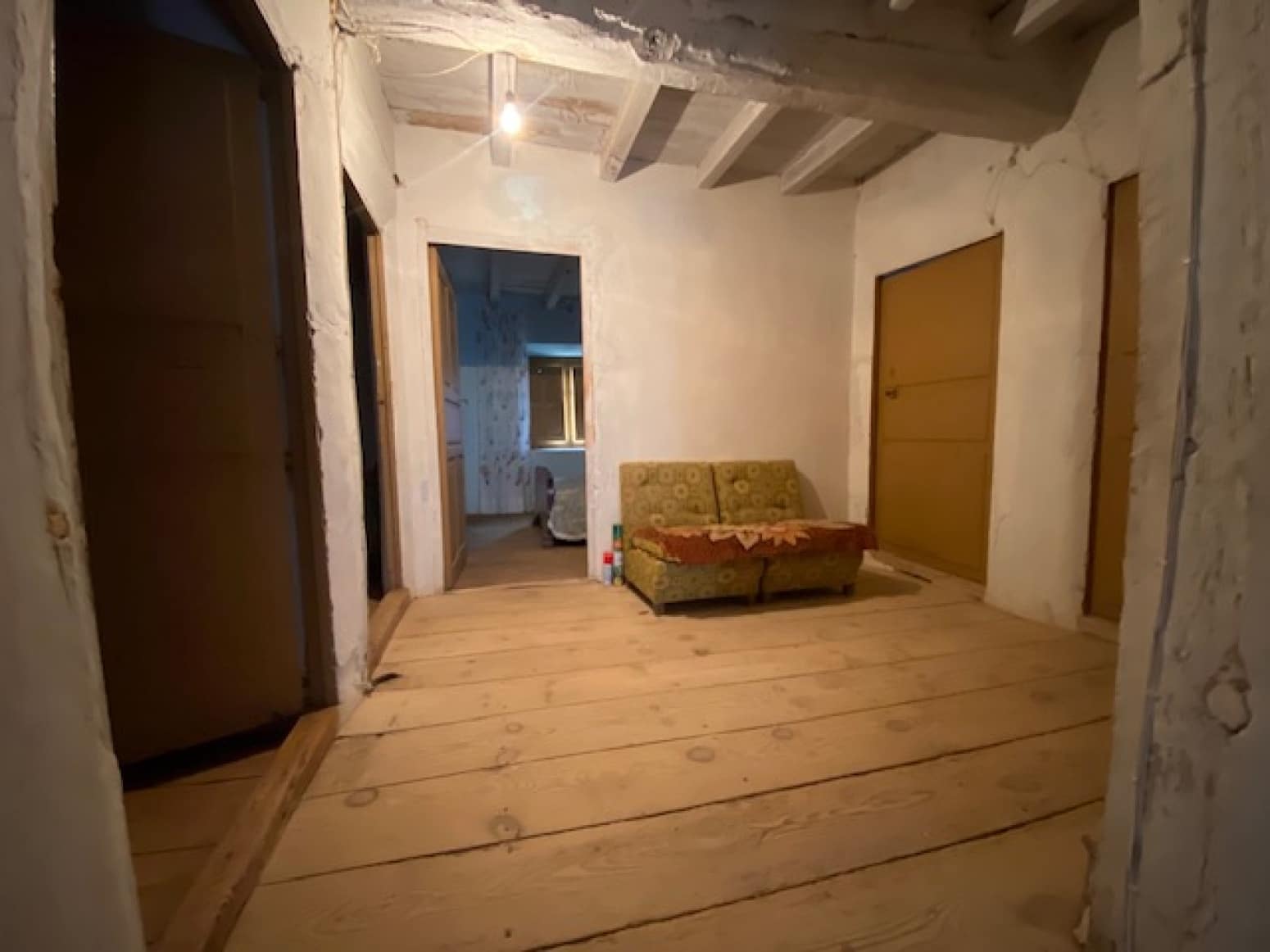 6 soveværelse Villa til salg i Castrillo de Riopisuerga - € 60.000 (Ref: 8702722)