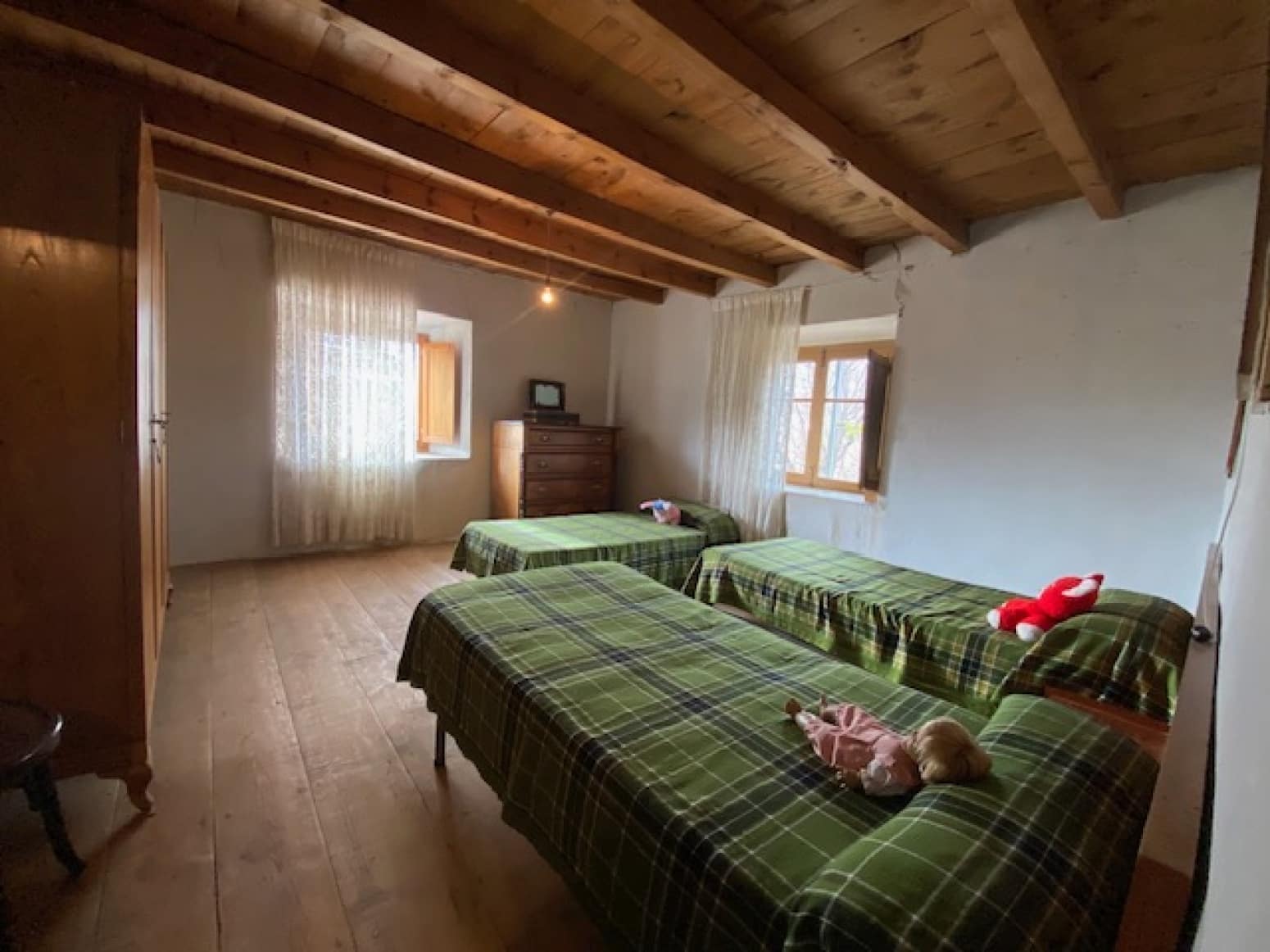 6 soveværelse Villa til salg i Castrillo de Riopisuerga - € 60.000 (Ref: 8702722)