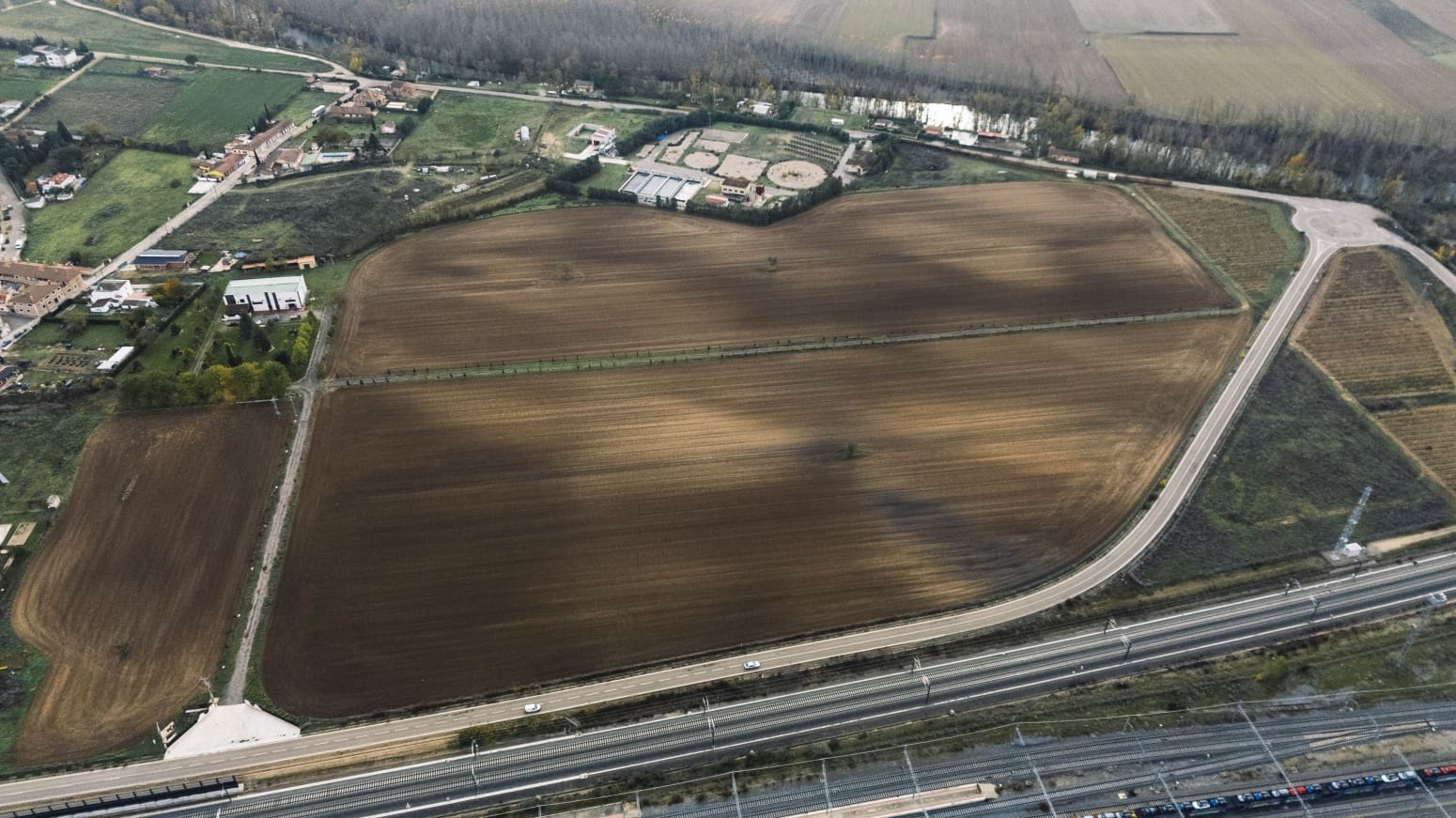 Virksomhed til salg i Venta de Banos - € 2.600.000 (Ref: 8703663)