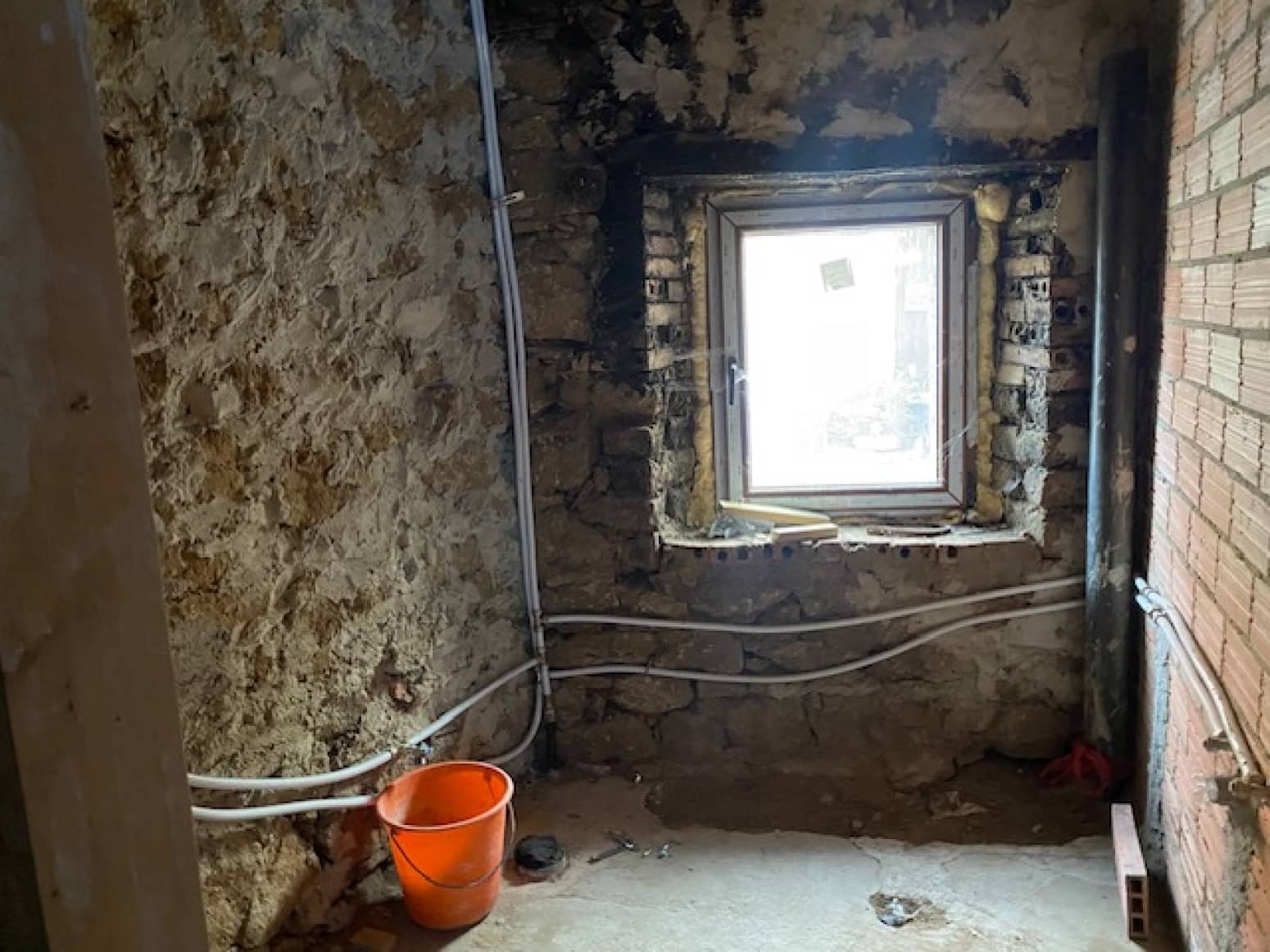 Villa/Maison à vendre à Valle de Valdelucio - 9 000 € (Ref: 8809373)