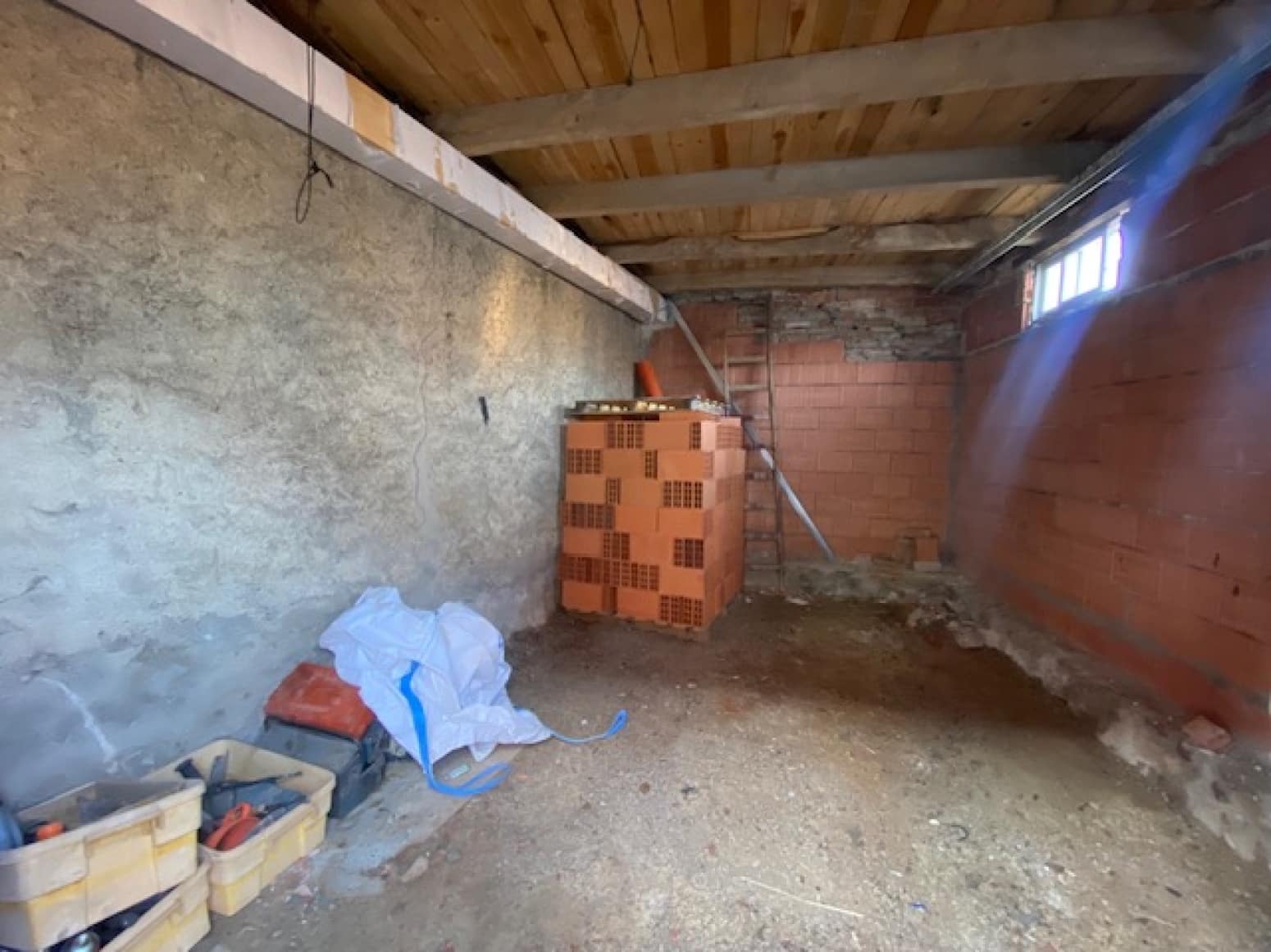 Villa/Maison à vendre à Valle de Valdelucio - 9 000 € (Ref: 8809373)