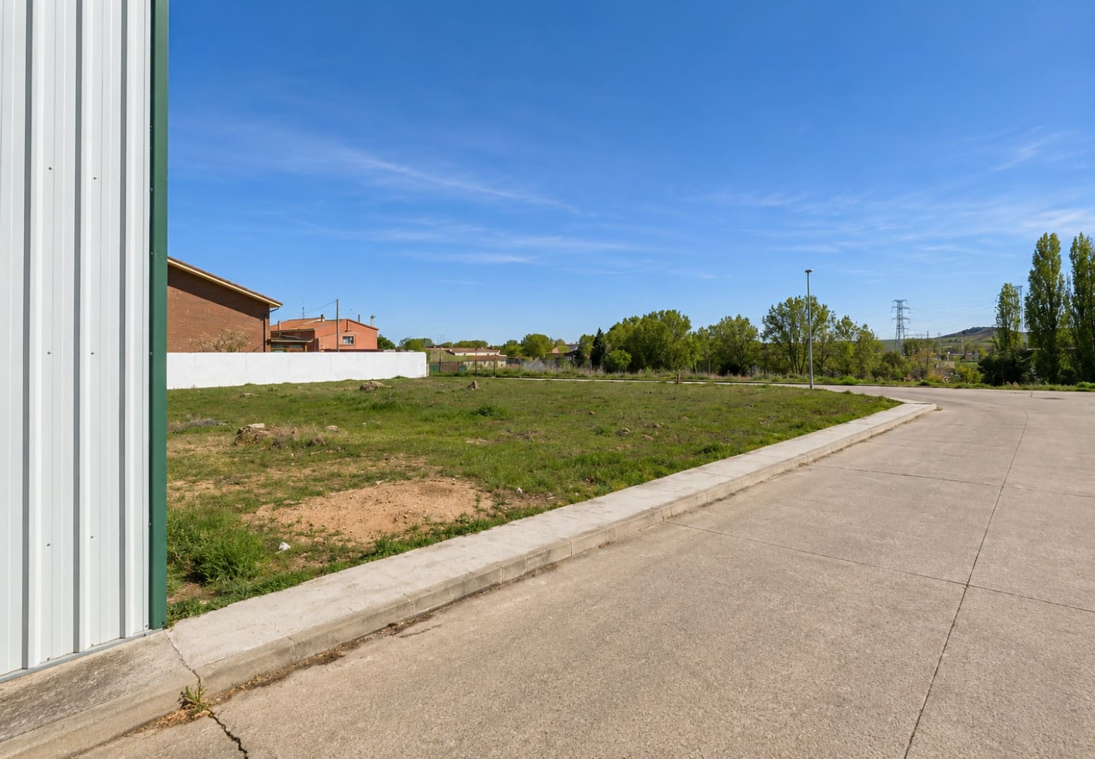 Building Plot for sale in Herrera de Pisuerga - € 85,000 (Ref: 8812447)