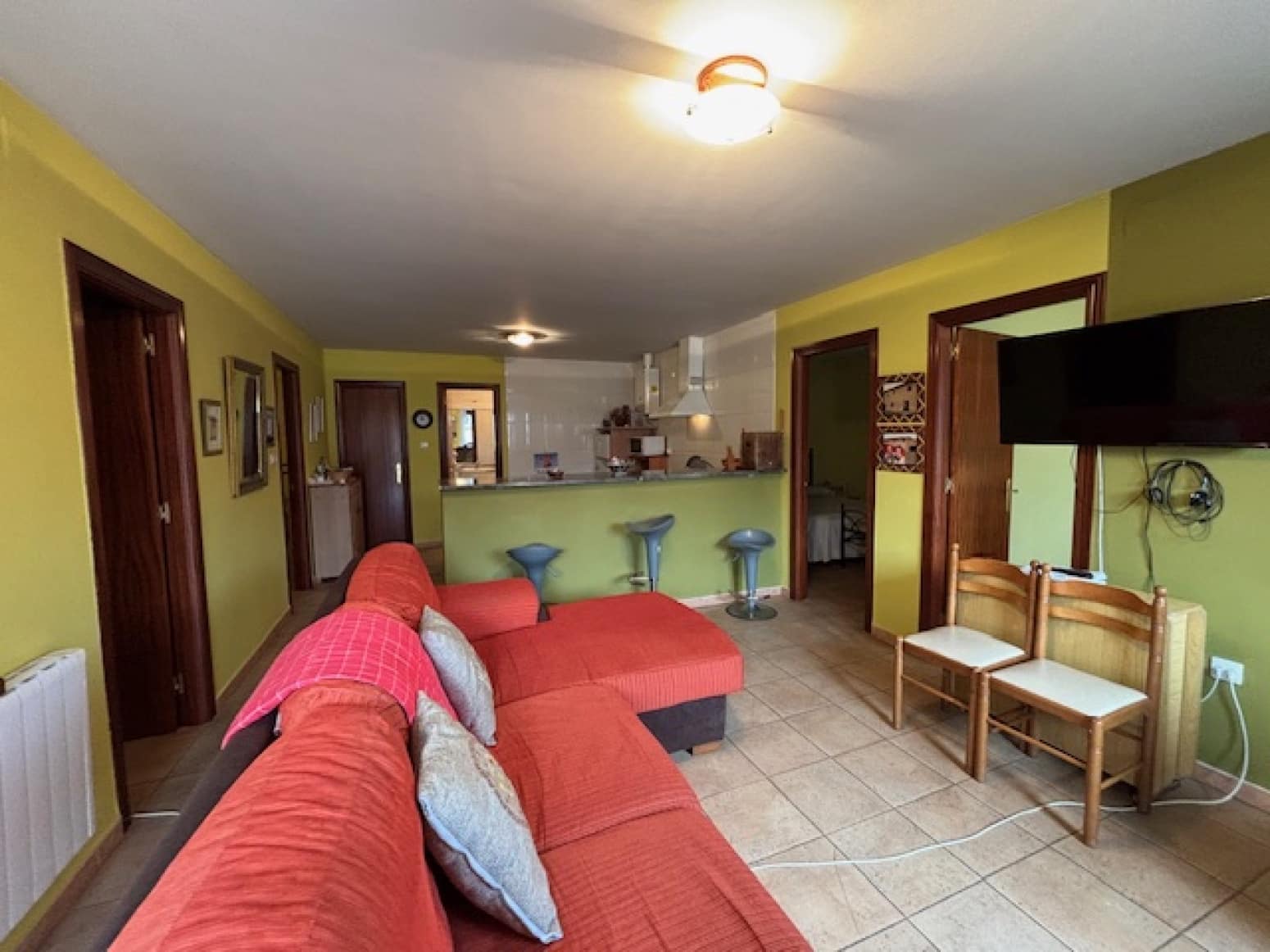 4 soveværelse Villa til salg i Calahorra de Boedo med garage - € 96.000 (Ref: 8877543)