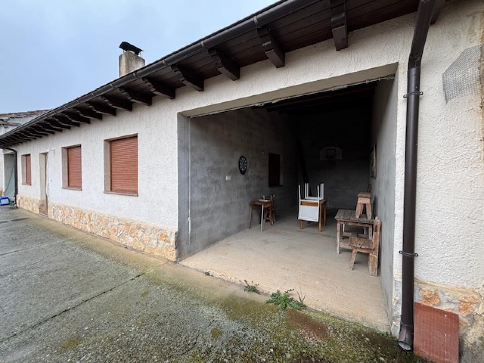 4 soveværelse Villa til salg i Calahorra de Boedo med garage - € 96.000 (Ref: 8877543)