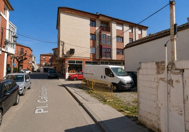 Działka budowlana na sprzedaż w Herrera de Pisuerga - 33 000 € (Ref: 8916052)