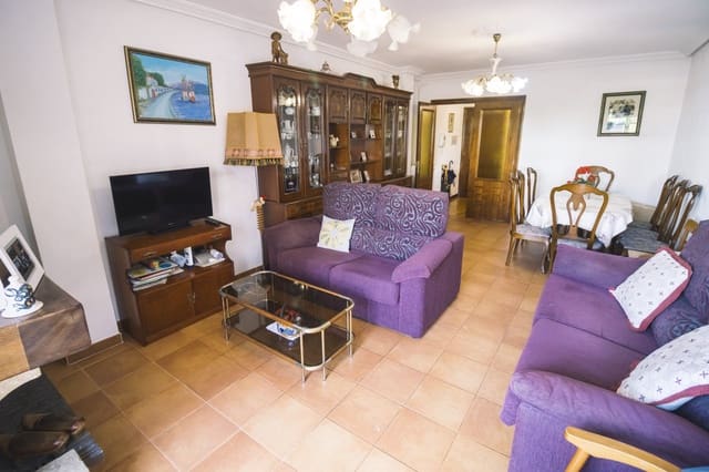 4 sovrum Lägenhet till salu i Aguilar de Campoo - 138 000 € (Ref: 8993655)