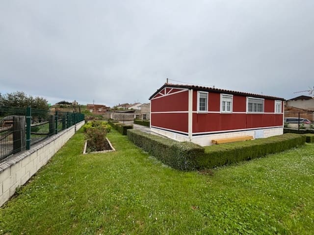 2 bedroom Villa for sale in Zarzosa de Río Pisuerga with garage - € 74,000 (Ref: 9001034)