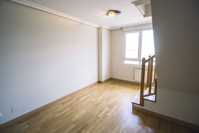 2 soveværelse Lejlighed til salg i Aguilar de Campoo med garage - € 125.000 (Ref: 9057374)