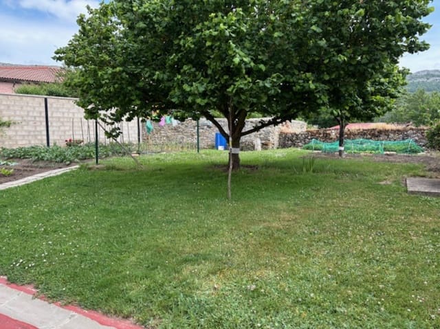 4 bedroom Villa for sale in Humada - € 130,000 (Ref: 9077817)