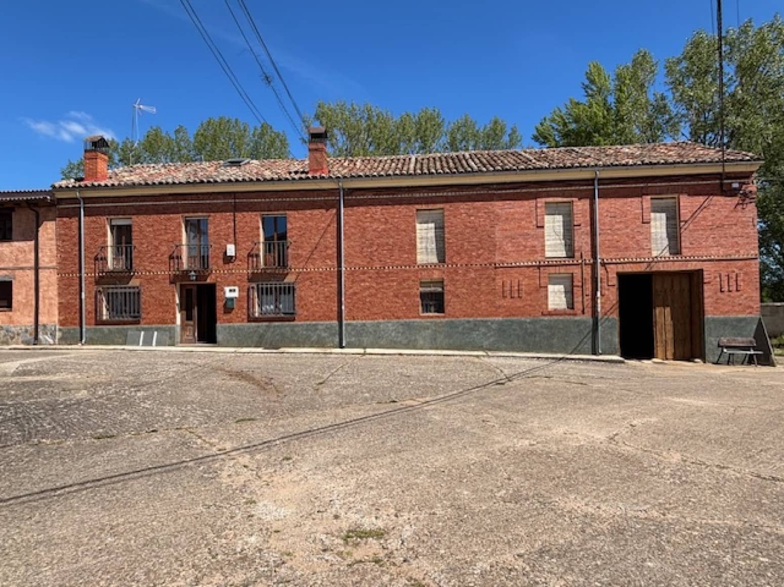 4 soveværelse Villa til salg i Micieces de Ojeda med garage - € 120.000 (Ref: 9077818)