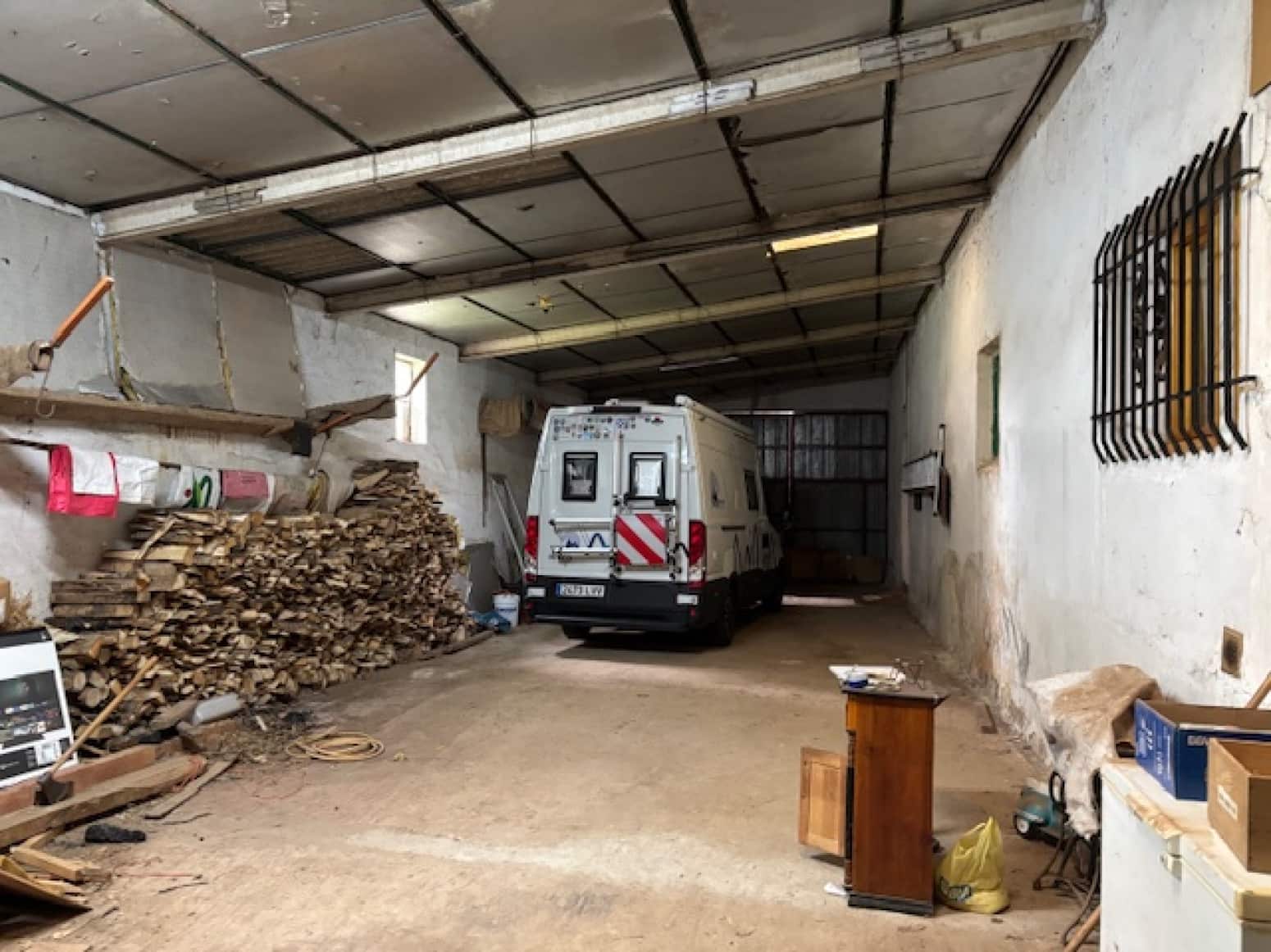 4 soveværelse Villa til salg i Micieces de Ojeda med garage - € 120.000 (Ref: 9077818)