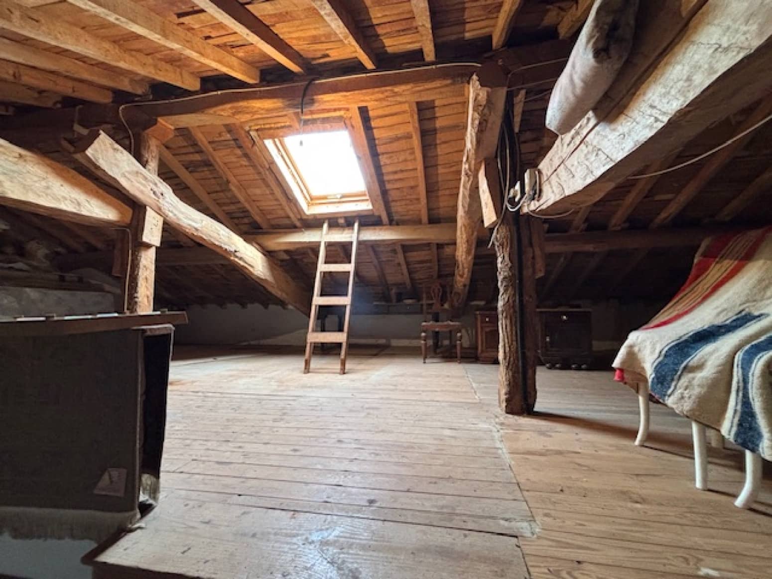 4 soveværelse Villa til salg i Micieces de Ojeda med garage - € 120.000 (Ref: 9077818)