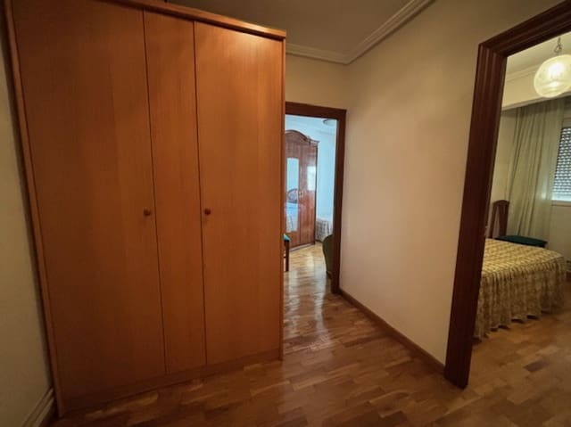 3 slaapkamer Flat te koop in Aguilar de Campoo - € 115.000 (Ref: 9088550)