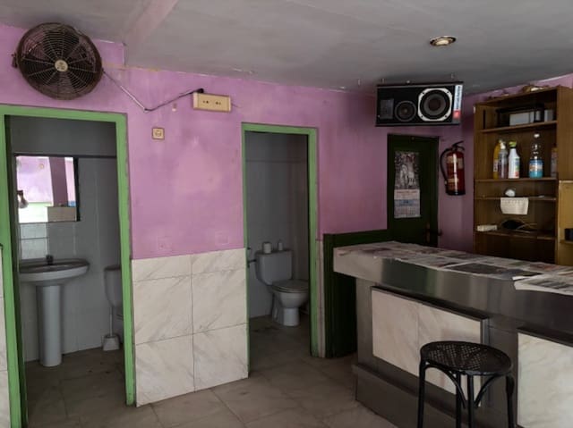 Villa till salu i Barruelo de Santullán - 46 000 € (Ref: 9108507)