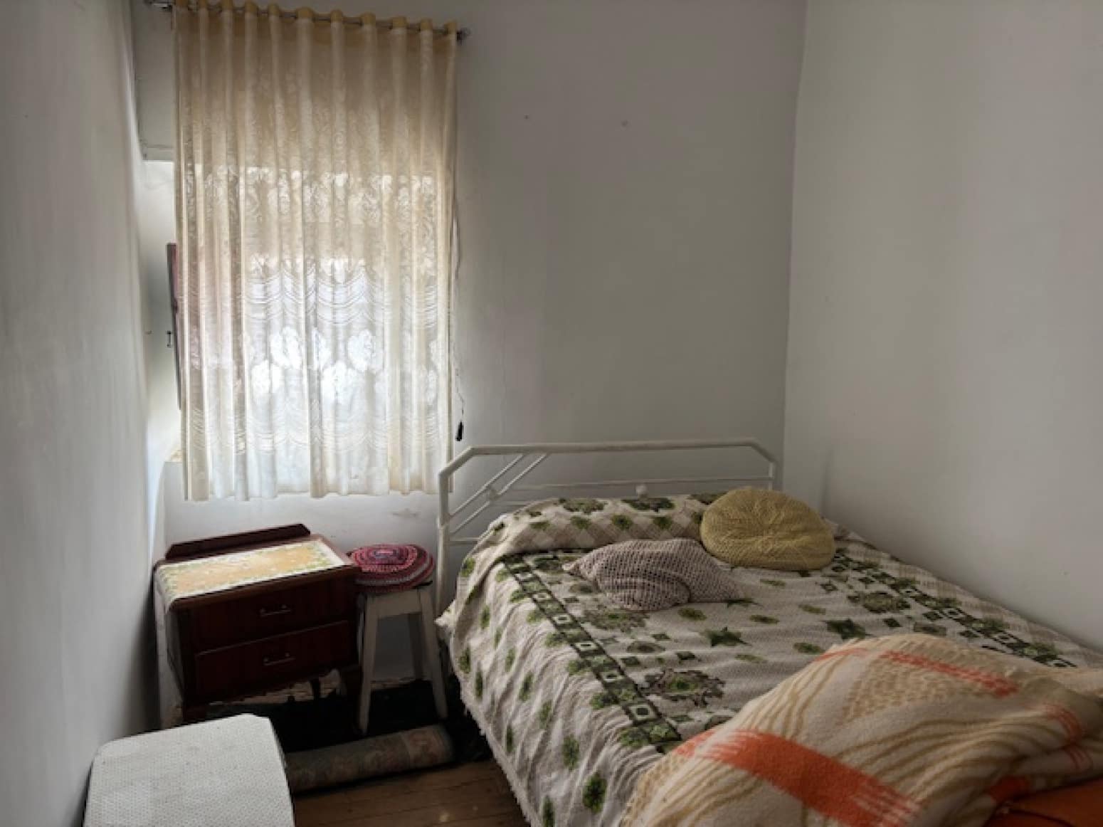 4 soveværelse Villa til salg i Cervera de Pisuerga med garage - € 80.000 (Ref: 9108510)