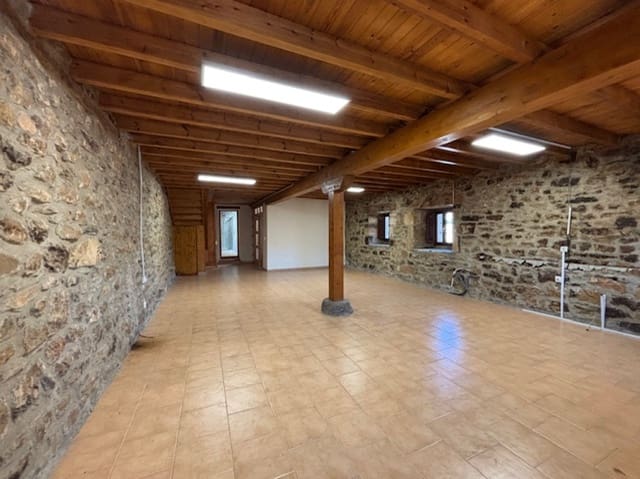 2 soveværelse Villa til salg i Aguilar de Campoo - € 156.000 (Ref: 9143806)