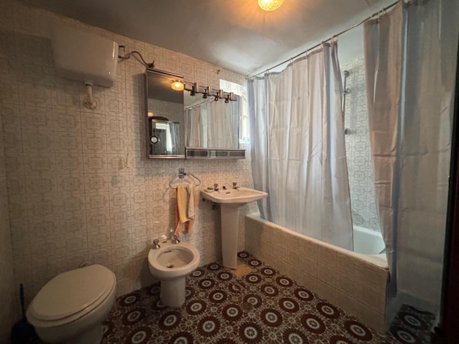 10 soverom Villa til salgs i Barruelo de Santullan - € 60 000 (Ref: 9190890)