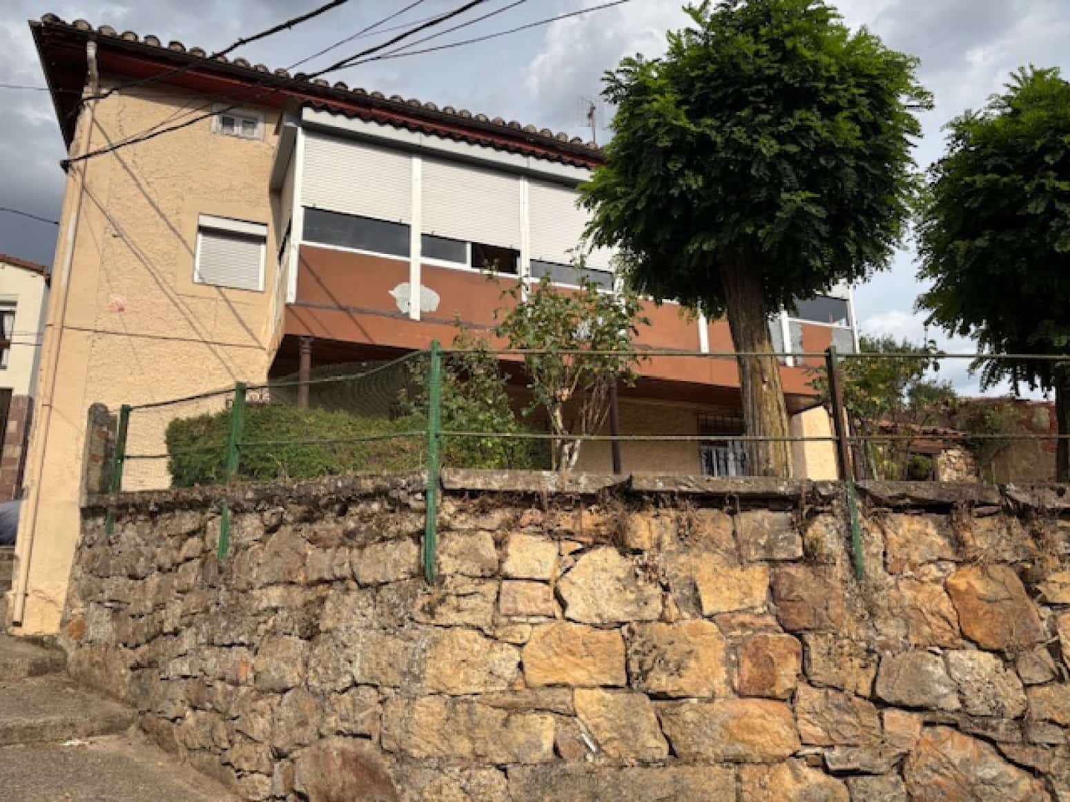 10 soverom Villa til salgs i Barruelo de Santullan - € 60 000 (Ref: 9190890)