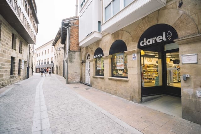 Kaupallinen myytävänä paikassa Aguilar de Campoo - 210 000 € (Ref: 9190891)