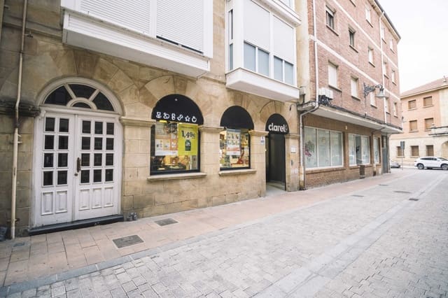 Kaupallinen myytävänä paikassa Aguilar de Campoo - 210 000 € (Ref: 9190891)