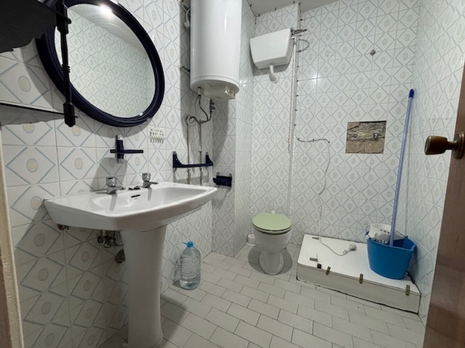 4 soveværelse Lejlighed til salg i Herrera de Pisuerga med garage - € 59.000 (Ref: 9199239)