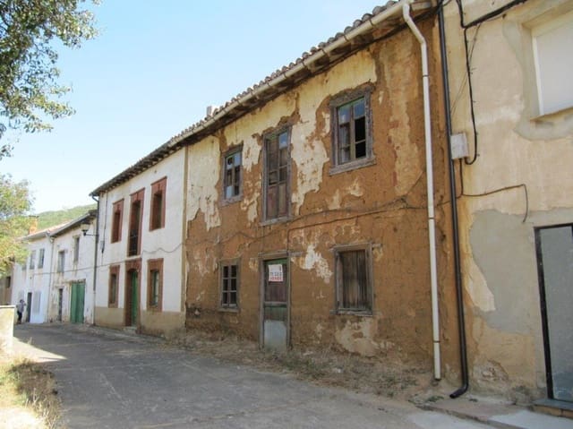 Villa til salgs i Barruelo de Santullán - € 15 000 (Ref: 9246444)