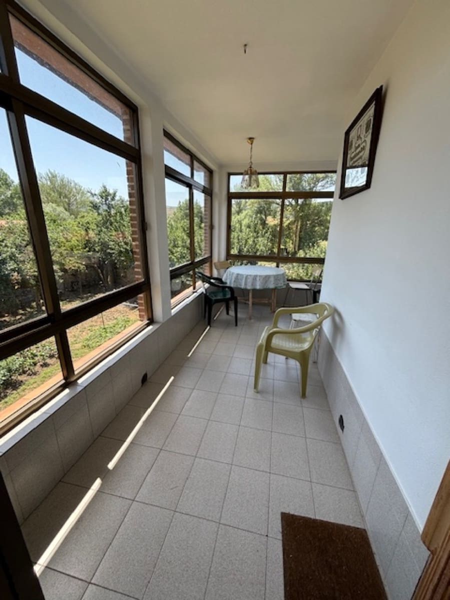 Chalet de 4 habitaciones en Aguilar de Campoo en venta con garaje - 165.000 € (Ref: 9246446)