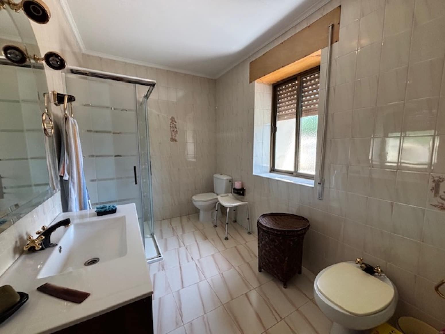 Chalet de 4 habitaciones en Aguilar de Campoo en venta con garaje - 165.000 € (Ref: 9246446)