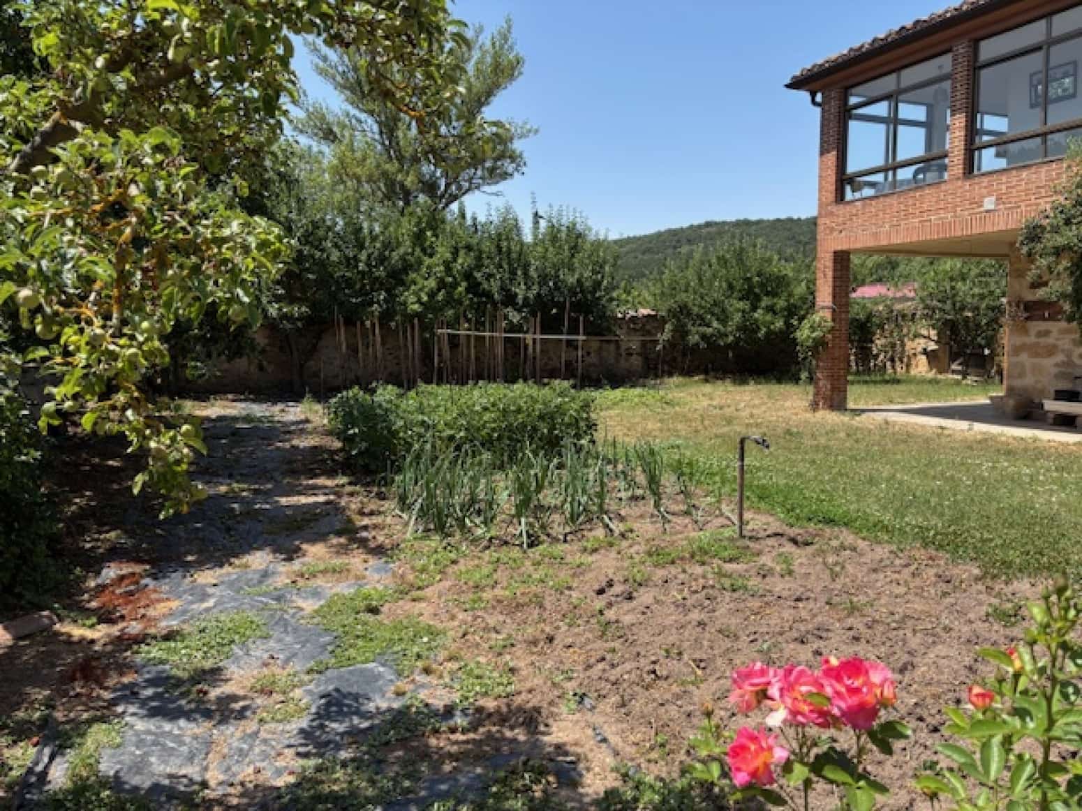 Chalet de 4 habitaciones en Aguilar de Campoo en venta con garaje - 165.000 € (Ref: 9246446)