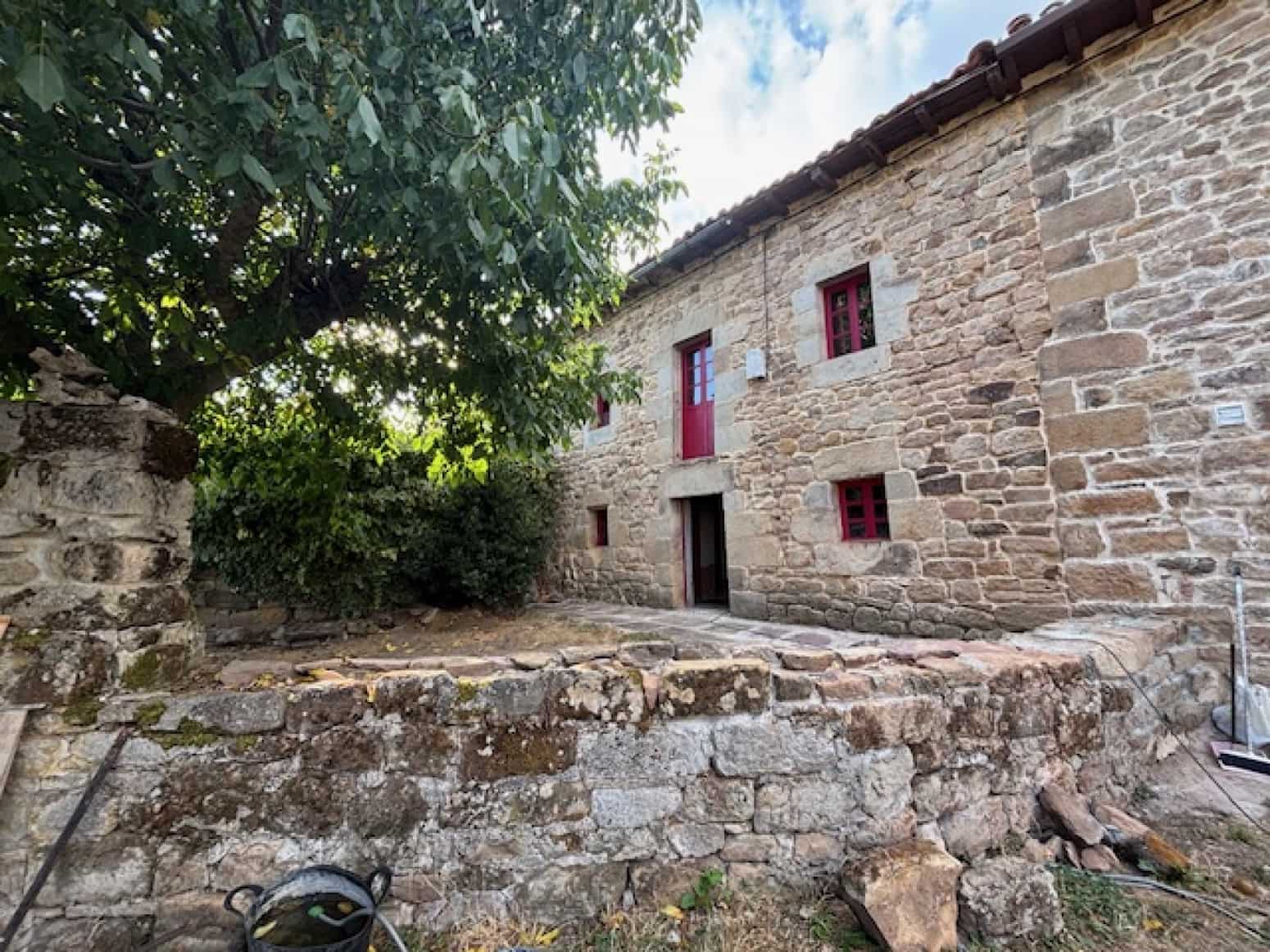 2 soveværelse Villa til salg i Aguilar de Campoo - € 26.000 (Ref: 9248025)