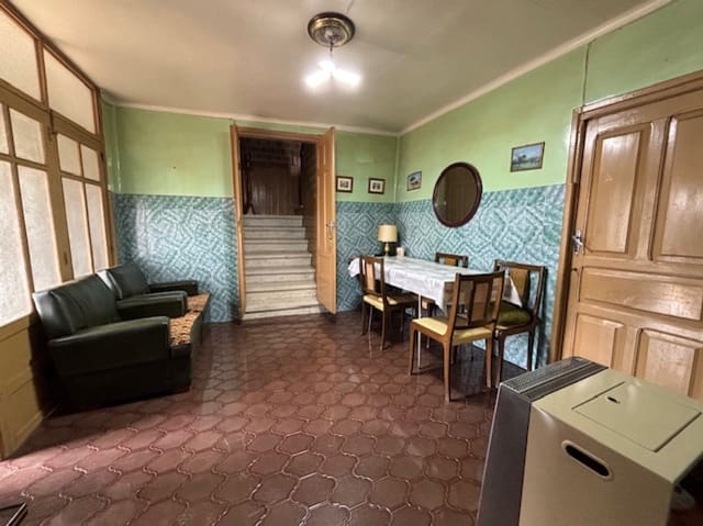 Chalet de 4 habitaciones en San Cebrián de Mudá en venta - 110.000 € (Ref: 9248026)