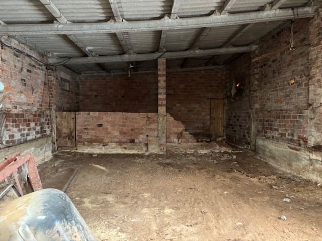 Kaupallinen myytävänä paikassa Pomar de Valdivia - 63 000 € (Ref: 9248027)