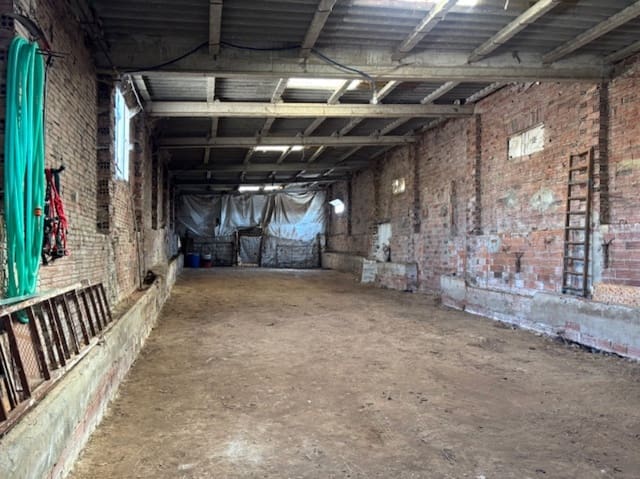 Kaupallinen myytävänä paikassa Pomar de Valdivia - 63 000 € (Ref: 9248027)