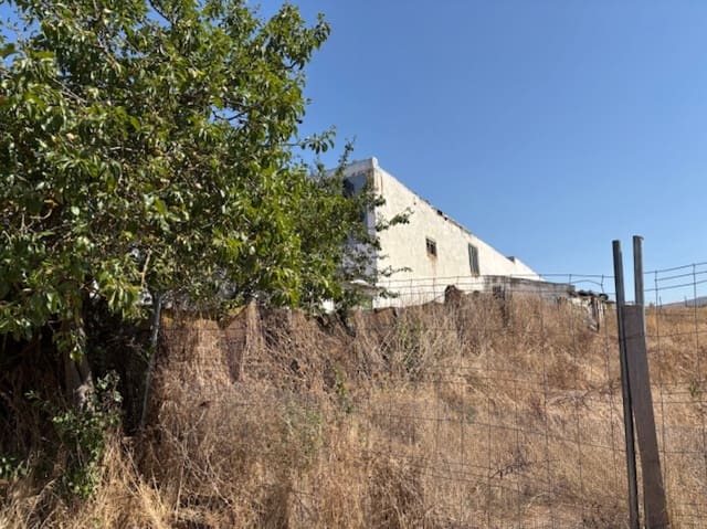 Kaupallinen myytävänä paikassa Pomar de Valdivia - 63 000 € (Ref: 9248027)