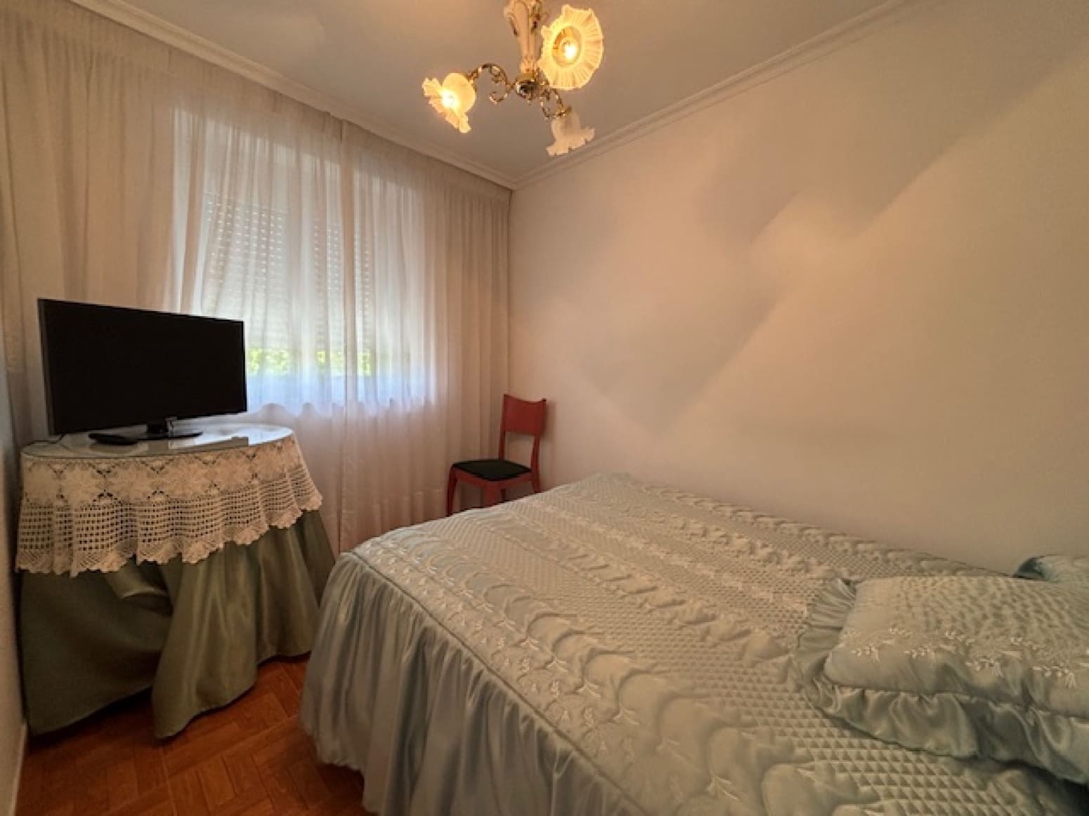 3 soveværelse Villa til salg i Alar del Rey med garage - € 69.000 (Ref: 9248028)