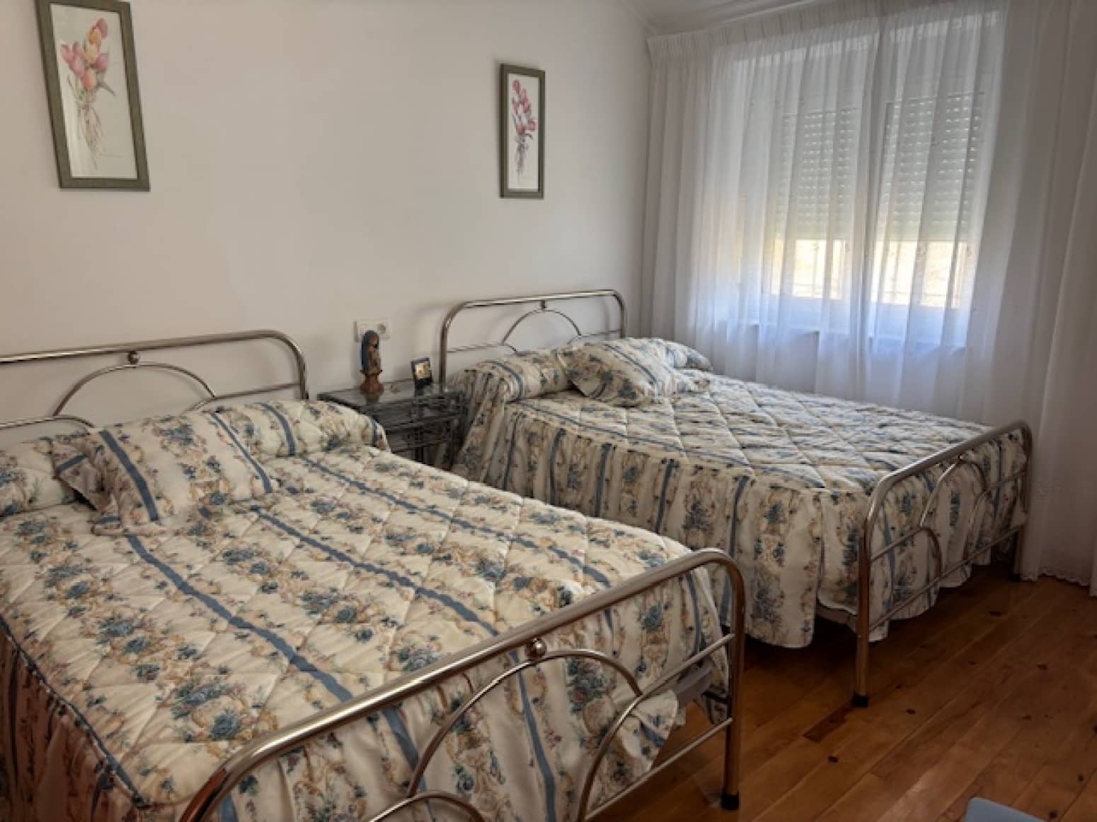 3 soveværelse Villa til salg i Alar del Rey med garage - € 69.000 (Ref: 9248028)