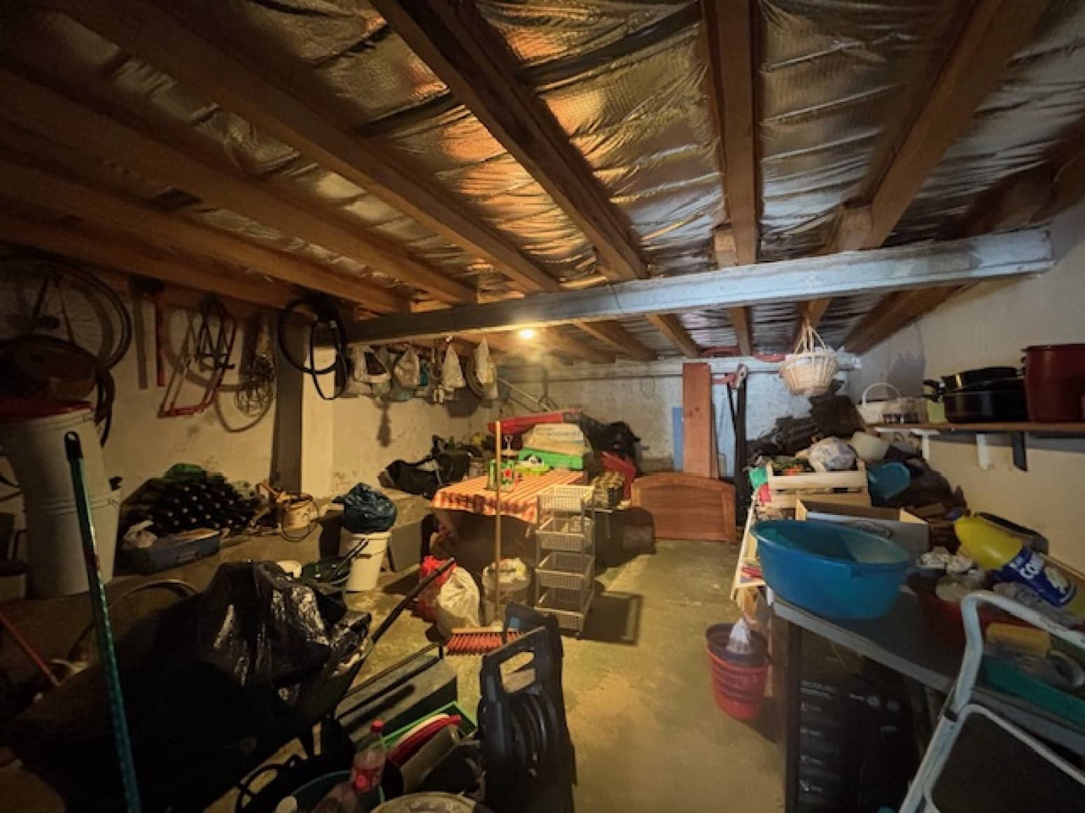 3 soveværelse Villa til salg i Alar del Rey med garage - € 69.000 (Ref: 9248028)