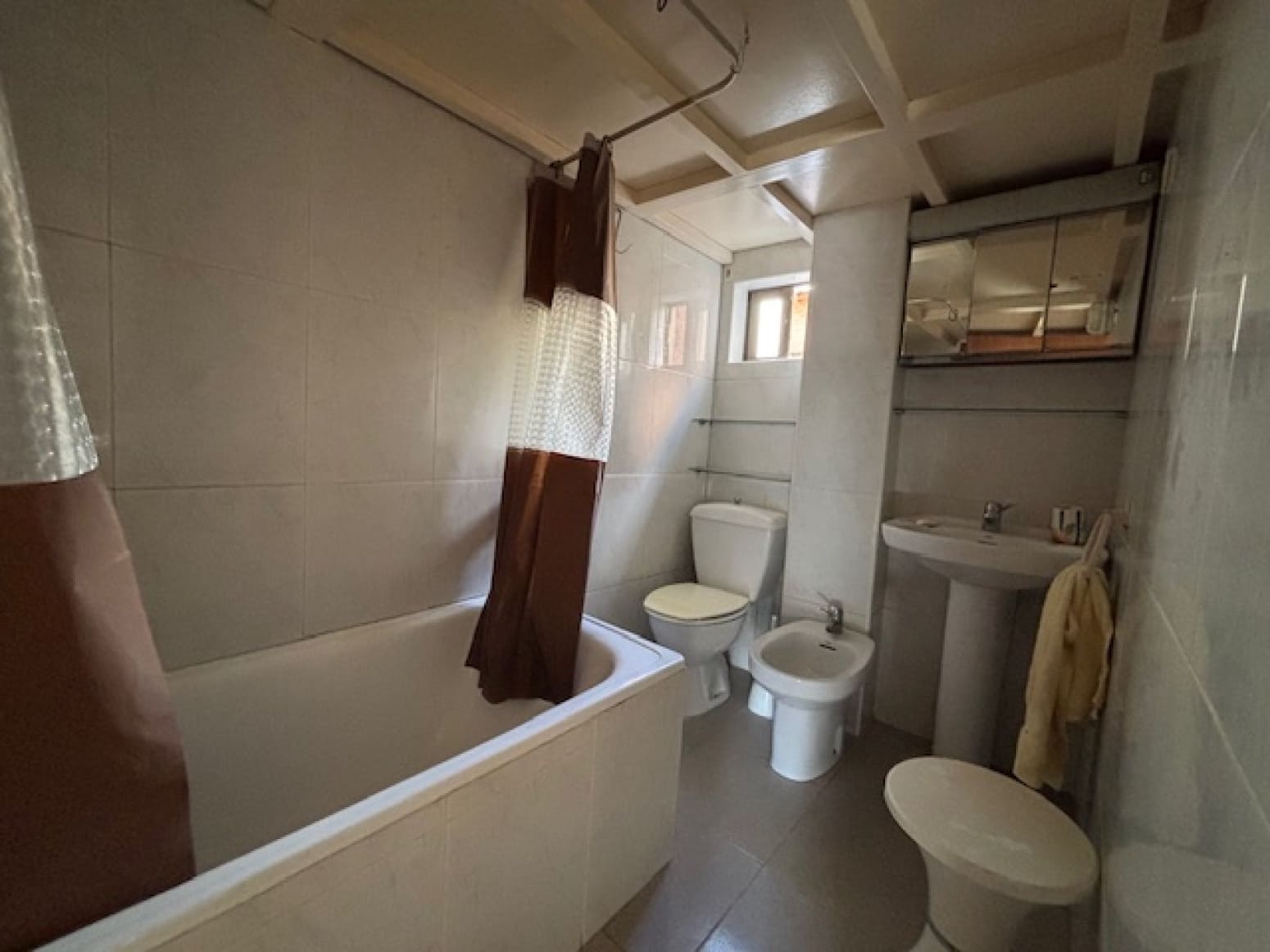 Kommersiell til salgs i Aguilar de Campoo - € 60 000 (Ref: 9248029)